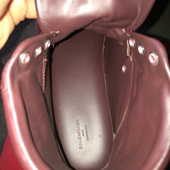 - (Authentic) Balenciaga size 15 - Picture 5 of 6